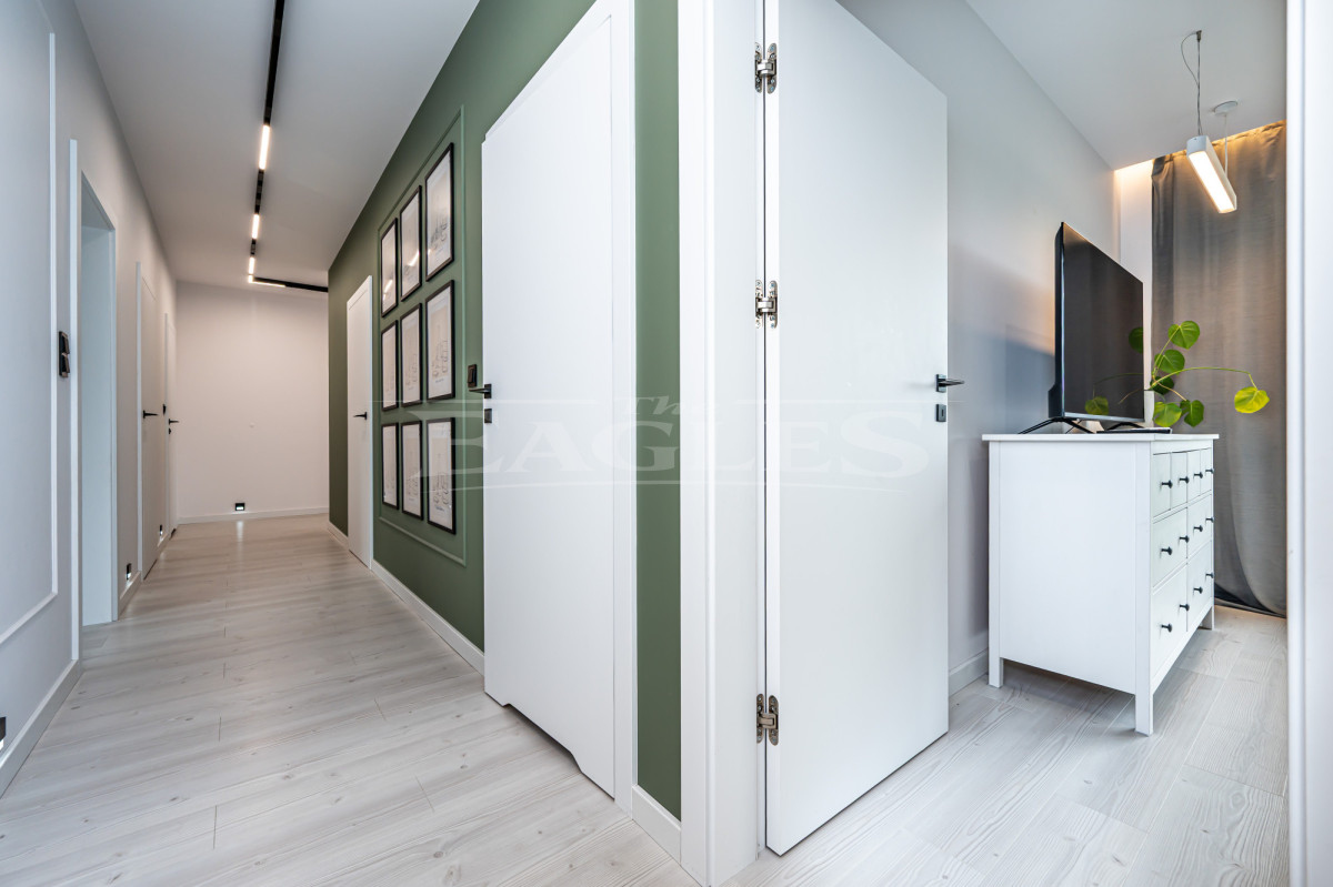 Elegant single-storey house, fully equipped