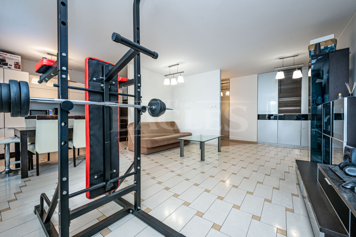 Spacious 3-room apartment, 80 m², with garage