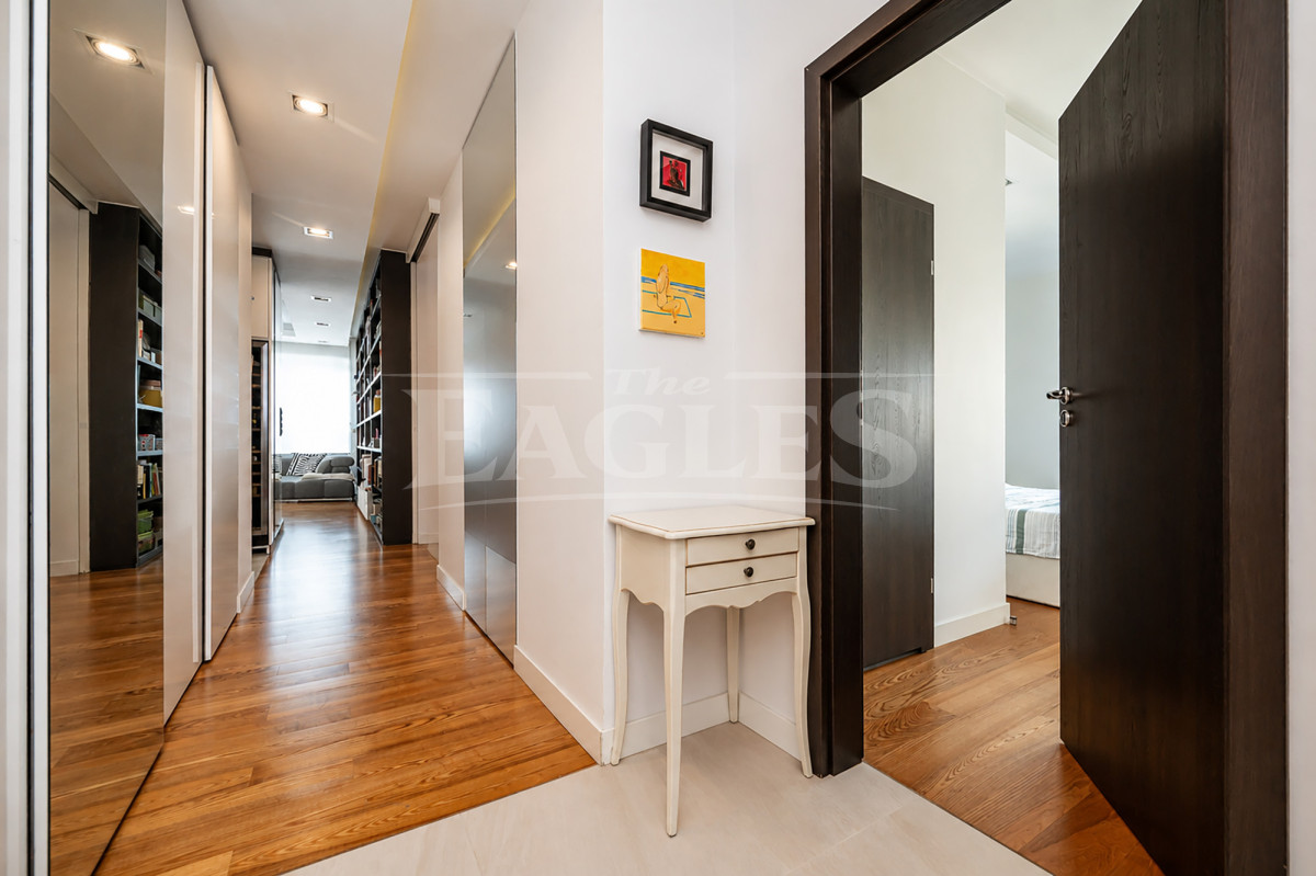 Apartament z tarasem przy Polach Mokotowskich